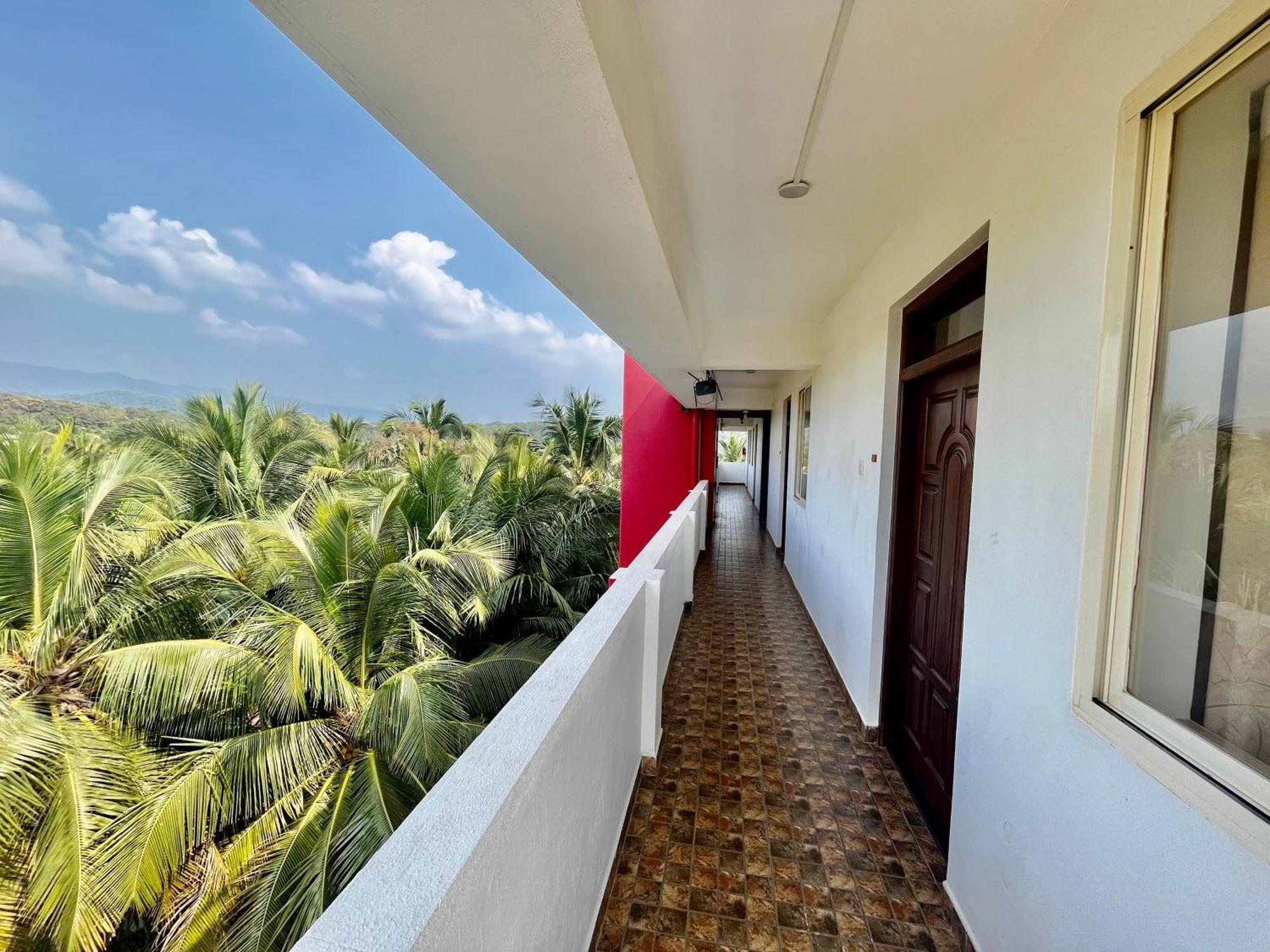 Martins Crest Hotel Patnem Beach Kültér fotó